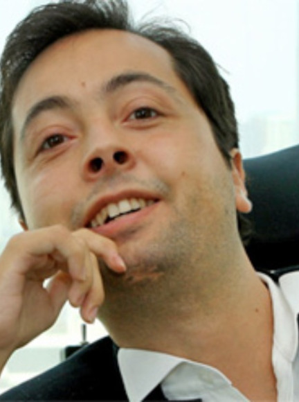 Victor Santiago Pineda
